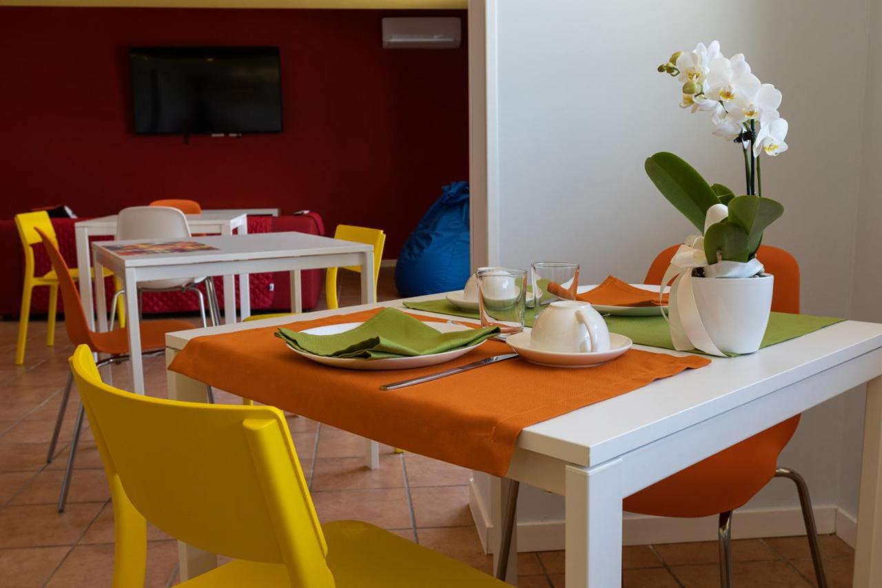 Valmontone Travel Rooms Екстер'єр фото
